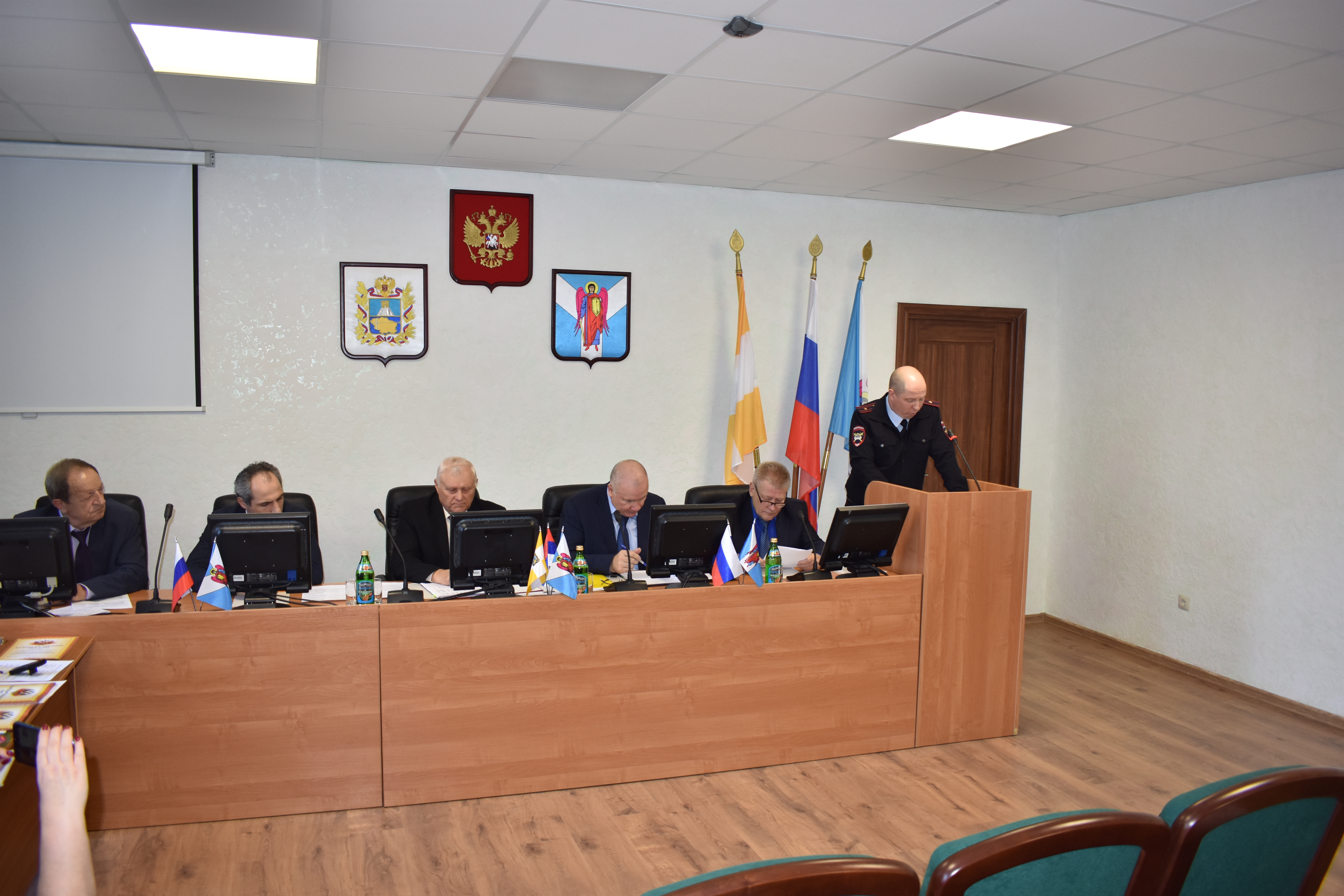 27 марта 2019 года под председательством Кулинцева В.В. состоялось тринадцатое заседание Общественного Совета Шпаковского муниципального района Ставропольского края второго созыва