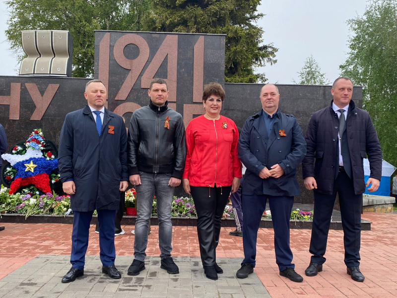 Депутаты Думы Шпаковского округа почтили память участников Великой Отчественной Войны