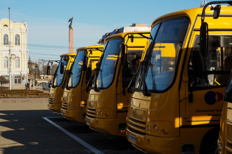 Школьные автопарки пополнятся новыми автобусами. Соответствующее поручение подписано по результатам Послания Президента РФ