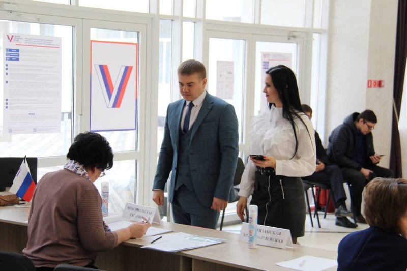 Более 40% голосов: «Единая Россия» внесла весомый вклад в победу Владимира Путина