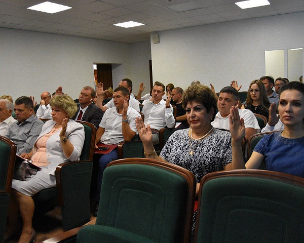29 июня 2022 года состоялось очередное 24-е заседание Думы Шпаковского муниципального округа Ставропольского края