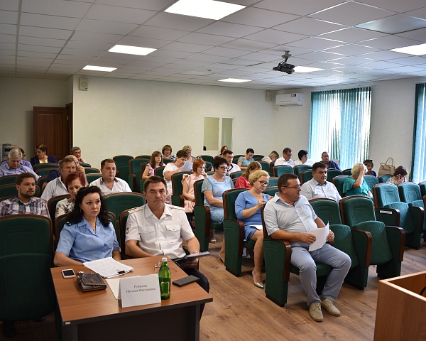 Состоялось очередное четырнадцатое заседание Совета Шпаковского муниципального района Ставропольского края