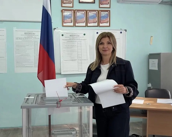 Депутаты Думы Шпаковского округа приняли активное участие в голосовании на Выборах 2026 года