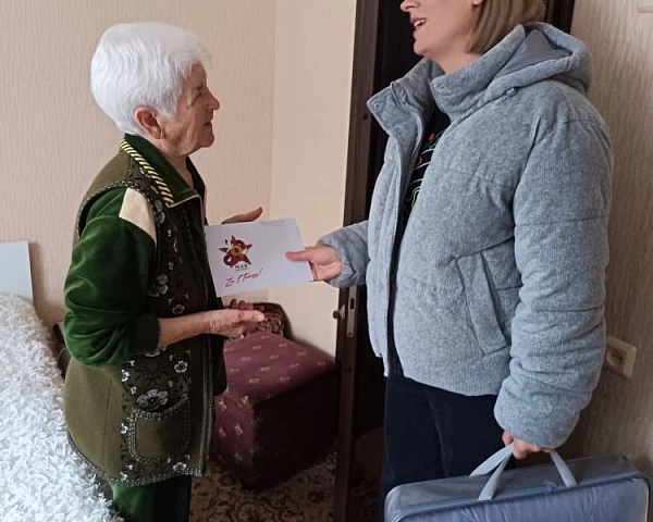 С праздником, дорогие ветераны! С Днем Победы!